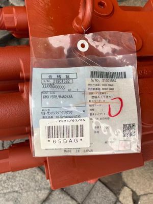 Giappone Valvola di controllo principale idraulica per escavatori KMX15RB-B45001A/B45001F